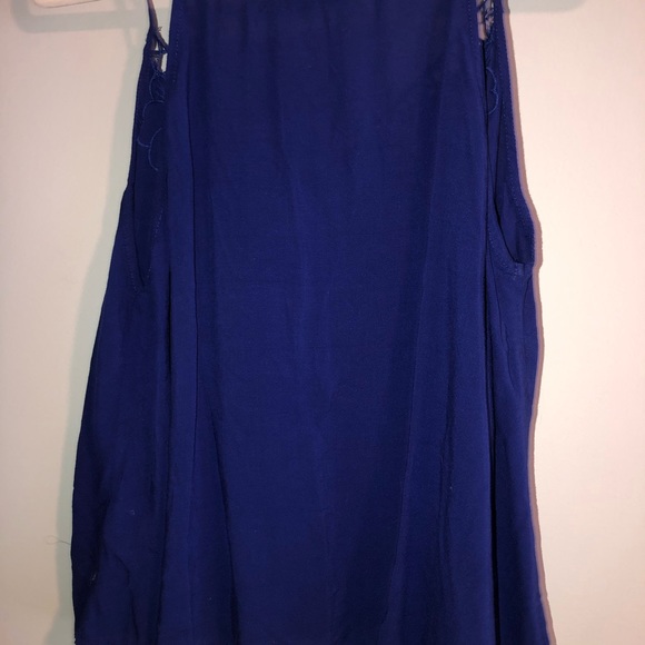 Cute blue tank top - Picture 2 of 2